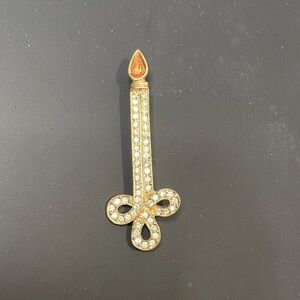 Vintage Gold and Crystal Candle Brooch